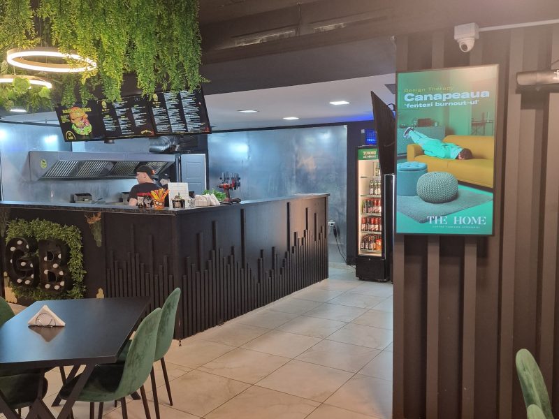 Reteaua Digitala DOOH Indoor - Gigi Burger