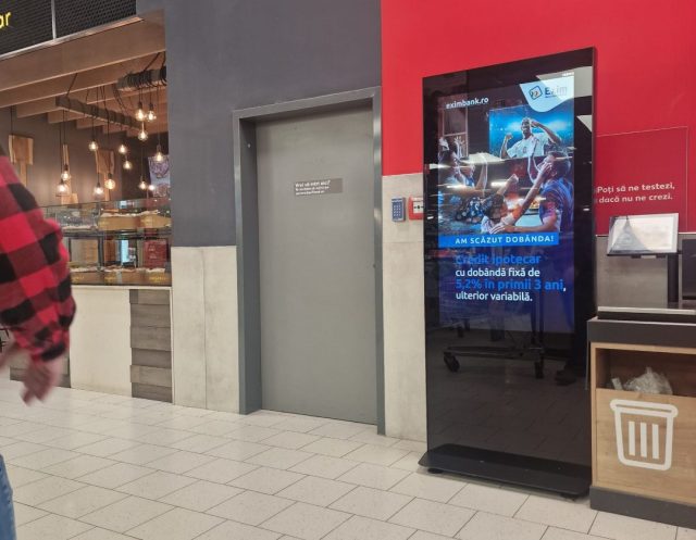 Cum revoluționează rețeaua DOOH EkoGroup publicitatea din Cluj Napoca? Ciprian Petrescu vine cu toate informațiile